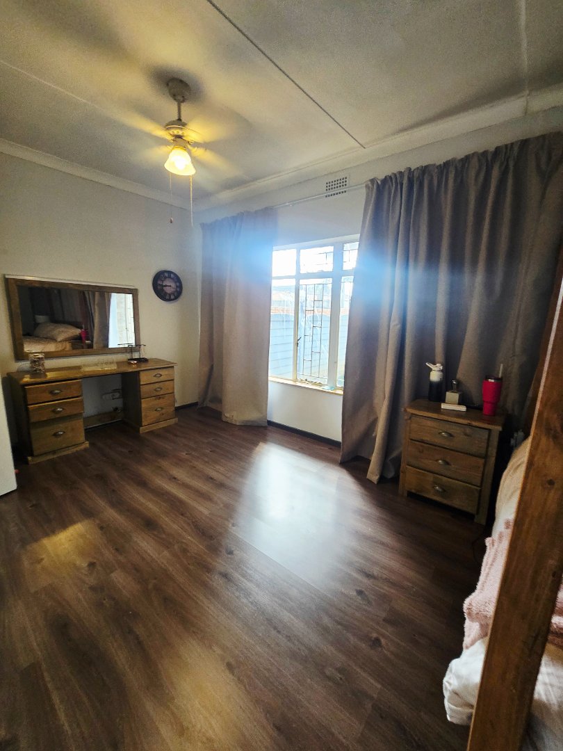 5 Bedroom Property for Sale in Flamwood North West